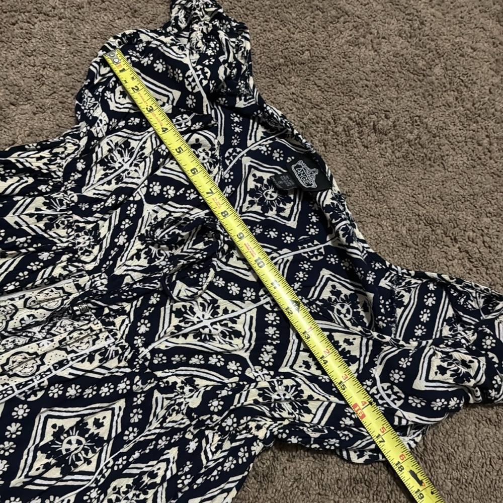 Angie brand-Pop Over Dress-Sz M-Rayon-NavyWhite/Floral-Boho Chic-Deep V Neck - Picture 11 of 11